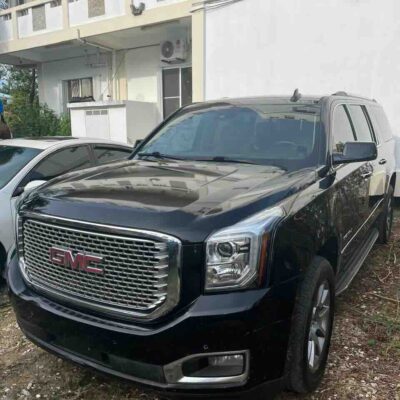 2015 GMC YUKON DENALI: